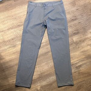 RHONE Men's Light Gray Chinos